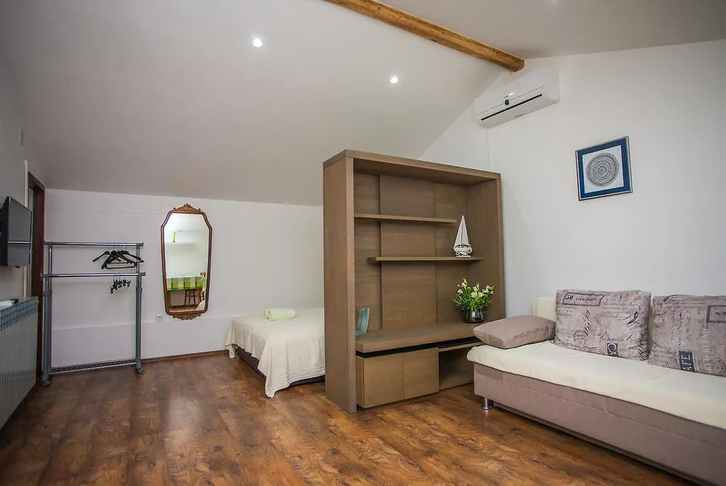 Andrije Buvine Apartments Zadar
