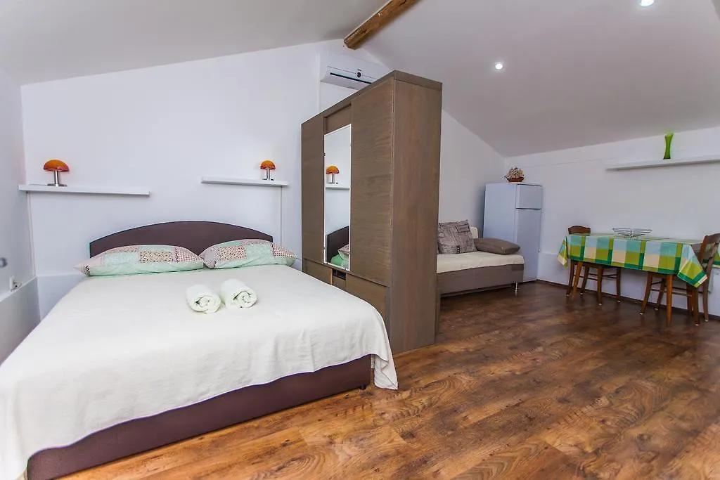 Andrije Buvine Apartments Zadar